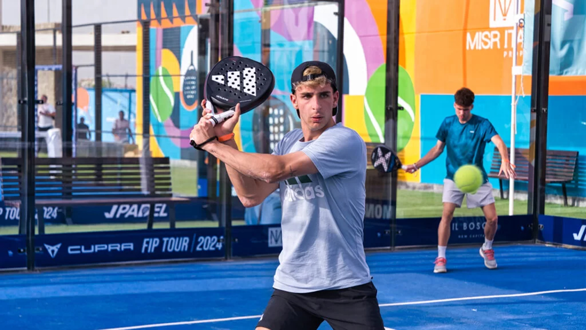 Torneo della Federazione Internazionale Padel in corso al Padel Club X4 di Villorba. Un'occasione unica nella speranza che, crescendo, diventi consueta