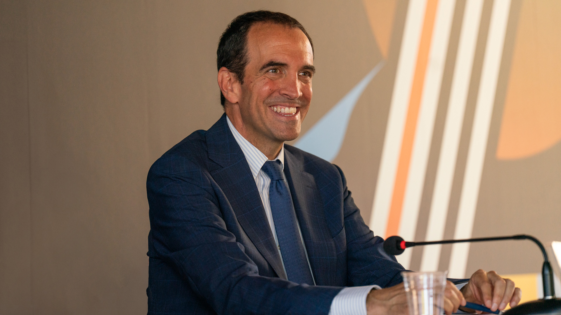 "...siamo orgogliosi di riservare una wild card per il tabellone principale di un Major, che equivale allo Slam del tennis”. Le parole di Carraro presidente della federazione Internazionale Padel.